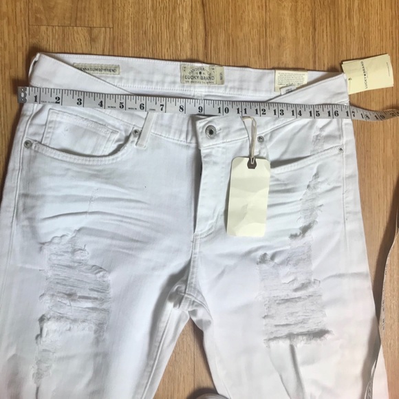 Lucky Brand || Slim Boyfriend Destroyed Pants Jean - Picture 7 of 8